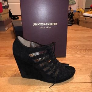 Johnston & Murphy suede wedges Maddie